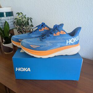 AUTHENTIC HOKA Clifton 9 Running Shoe